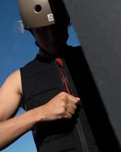 Follow Wake Comp Vests<Foow ove nor oney en' Ipact Vet - Back