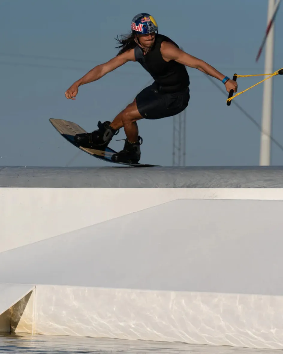 Follow Wake Comp Vests<Foow 2022 Unity en' Jacket - Back