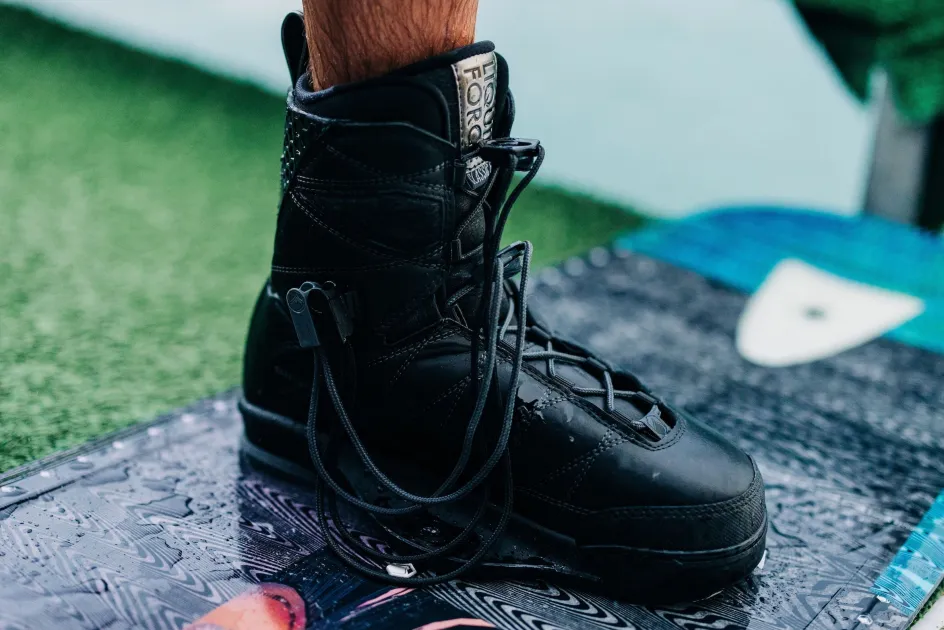Liquid Force Wakeboard Bindings<2025 Classic 6X Boots