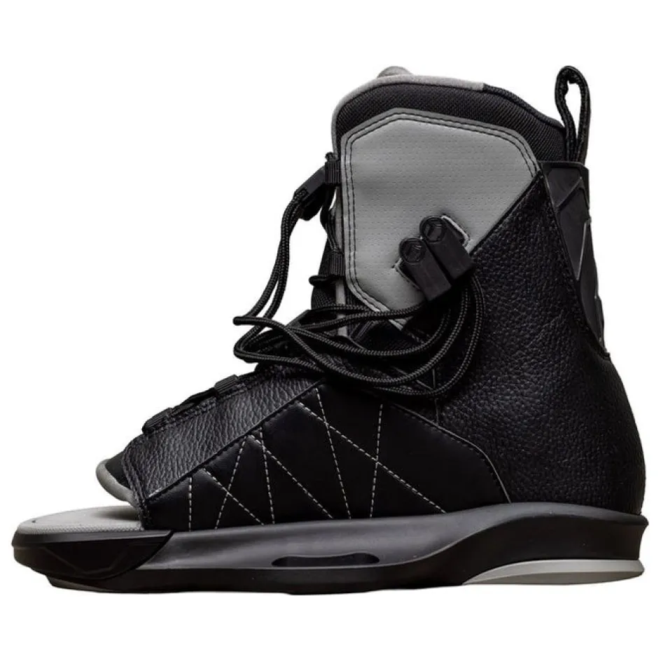 Liquid Force Wakeboard Packages<M.E. Wakeboard | Transit 6X Bindings 2026