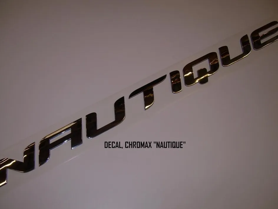 Nautique Decals + Emblems<"Super Air " Chromax Hull Decal '09-'13