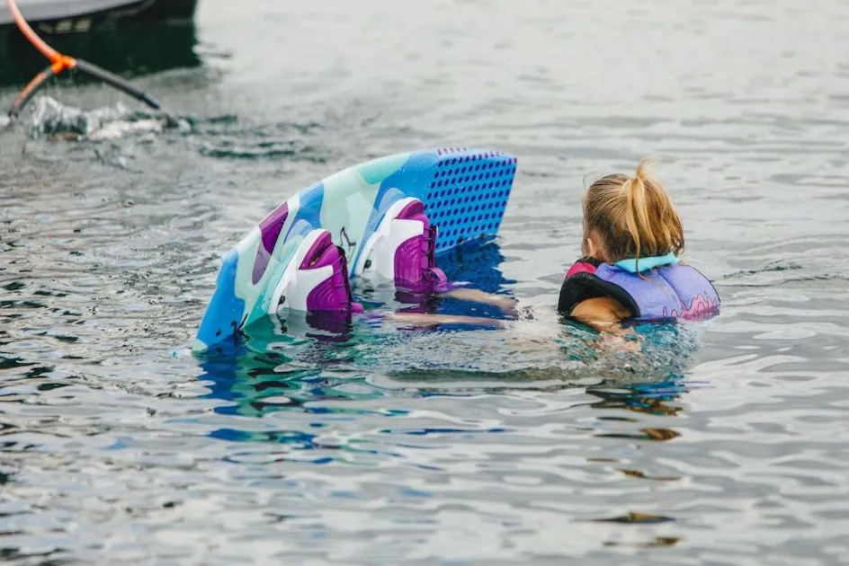 Ronix Wakeboards<August Kid's Wakeboard 2026 -