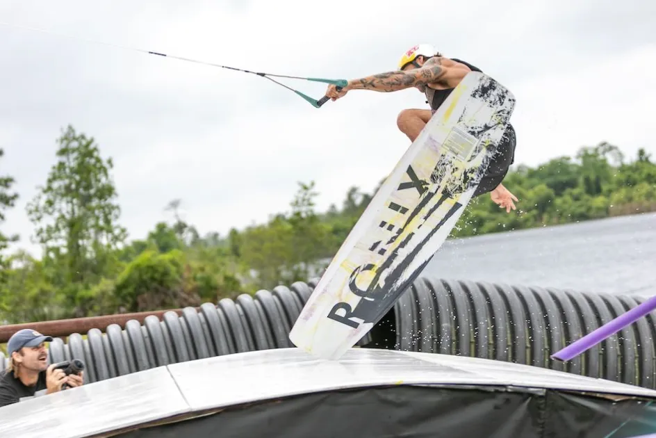Ronix Wakeboards<2025 Kinetic Project Wakeboard