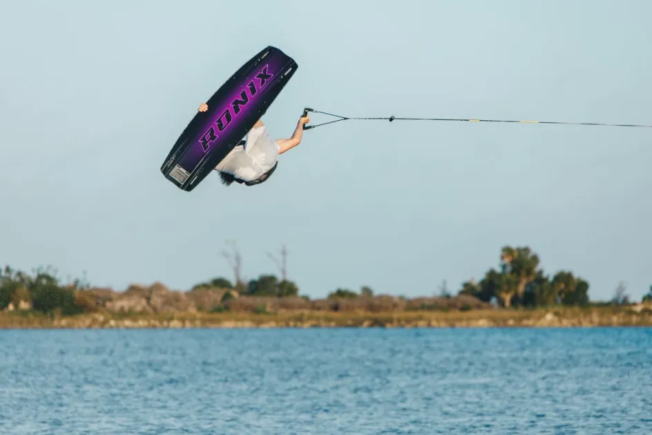 Ronix Wakeboards<One Blackout Wakeboard 2026
