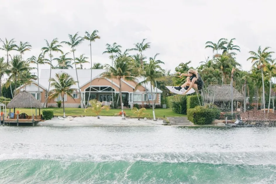 Ronix Wakeboard Packages<Quarter 'Til Midnight Wakeboard | Halo Bindings 2026